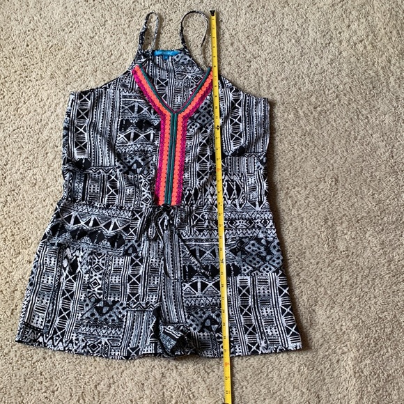 EUC Blue Island romper - Picture 4 of 7